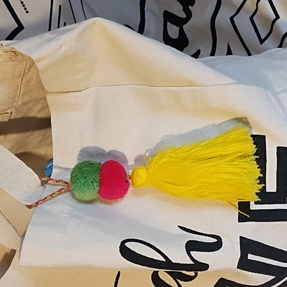 Canvas Tote NWOT "Teach Love inspire" Logo. Clean Inside And Outside. - Picture 2 of 7